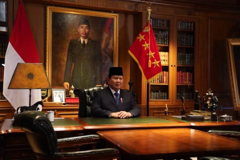 Selamat Natal dan Tahun Baru 2025