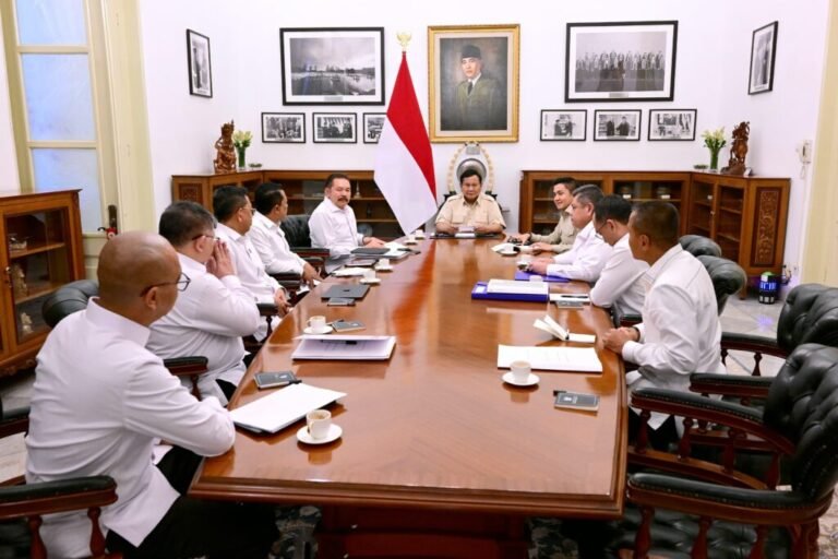 Presiden Panggil Jaksa Agung, Bahas Pemberantasan Korupsi dan Perizinan Ilegal