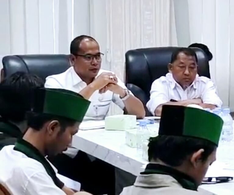 Banyak Nyawa Melayang Akibat Jalan Berlubang, Aktivis HMI Kepung Kantor Pemda