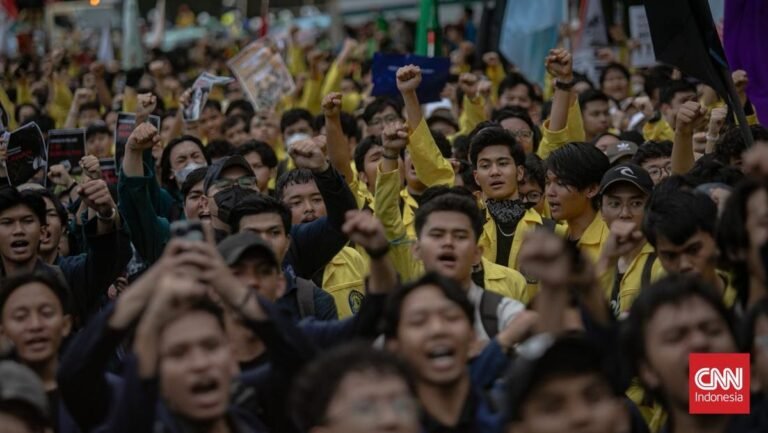 Tolak Perluasan Kewenangan Polri untuk Kontrol Konten Media Sosial