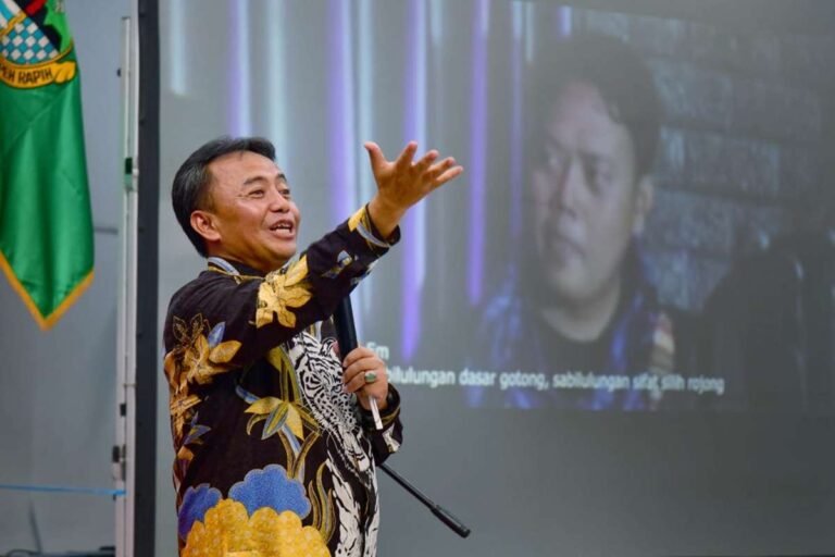 Tak Lagi Lewat Kas Daerah, Kini Tunjangan Guru Langsung Ditransfer ke Rekening