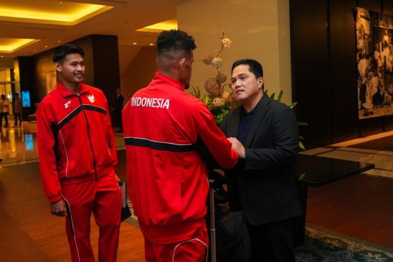 Erick Thohir Lepas Para Pemain Timnas ke Australia