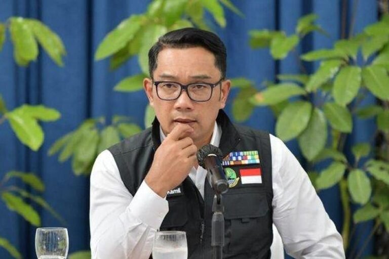 KPK Geledah Rumah Ridwan Kamil di Bandung