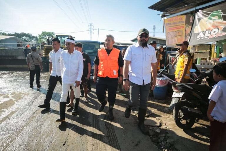 Ada Pungli di Tumpukan Sampah Pasar Gedebage, Pemkot-Pemprov Ambil Langkah Hukum