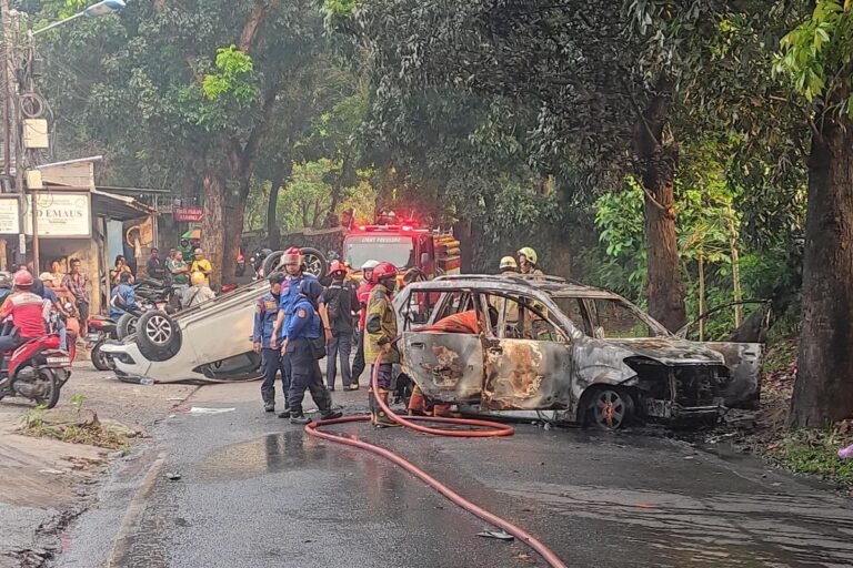 3 Mobil Polisi Dibakar Saat Tangkap Ketua Ormas, 2 Pelaku Sudah Diamankan