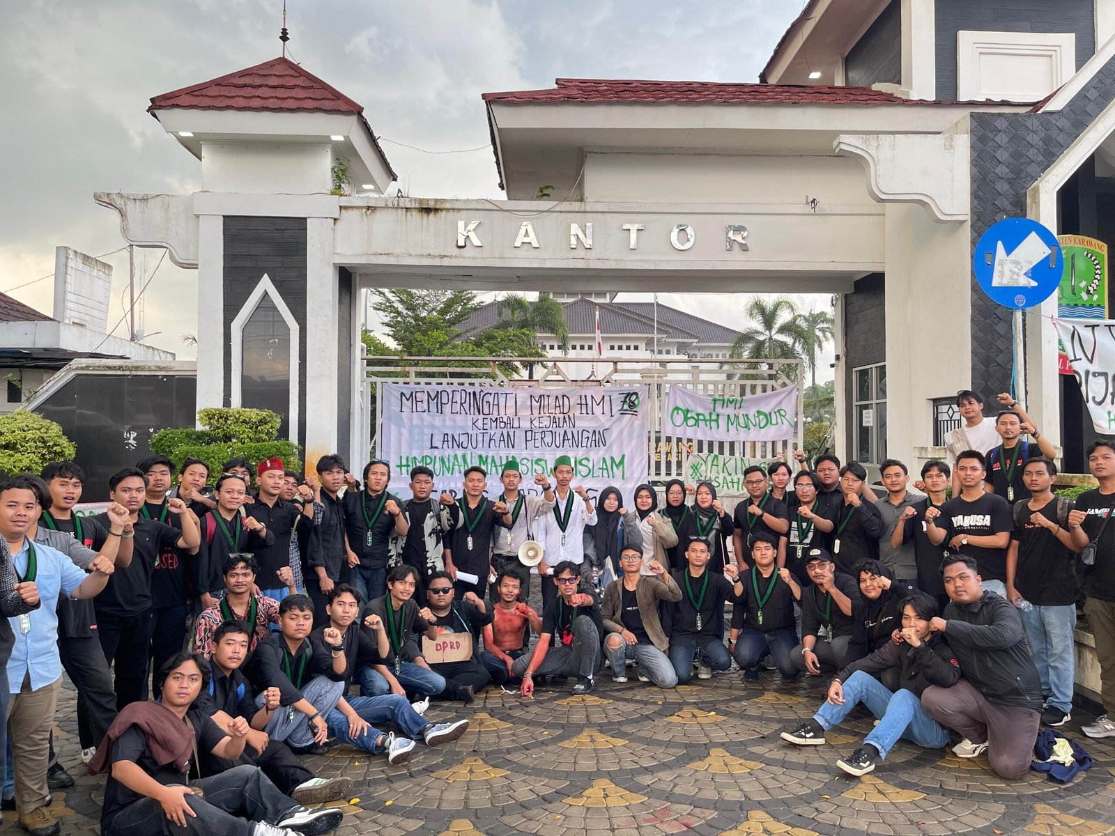 Soroti Infrastruktur, HMI Ancam Demo Dinas PUPR Karawang