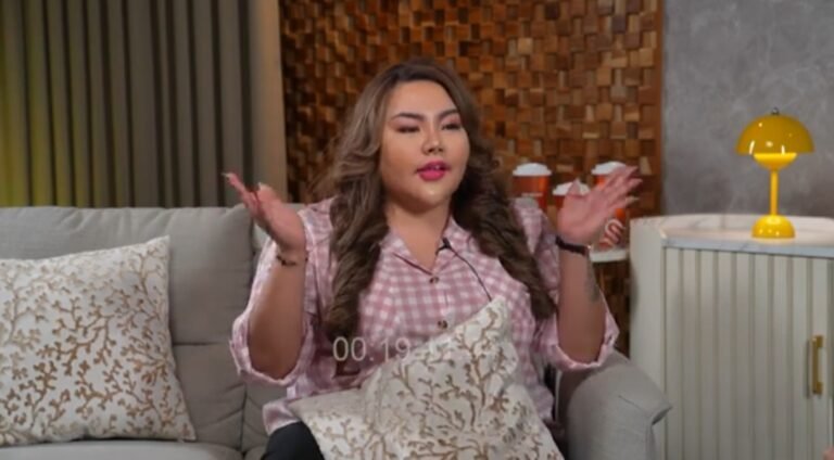 Lisa Mariana Bongkar Habis Kelakuan Mesum Ridwan Kamil