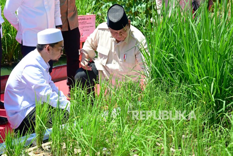 Prabowo Puji UAH Luncurkan Gerakan Indonesia Menanam