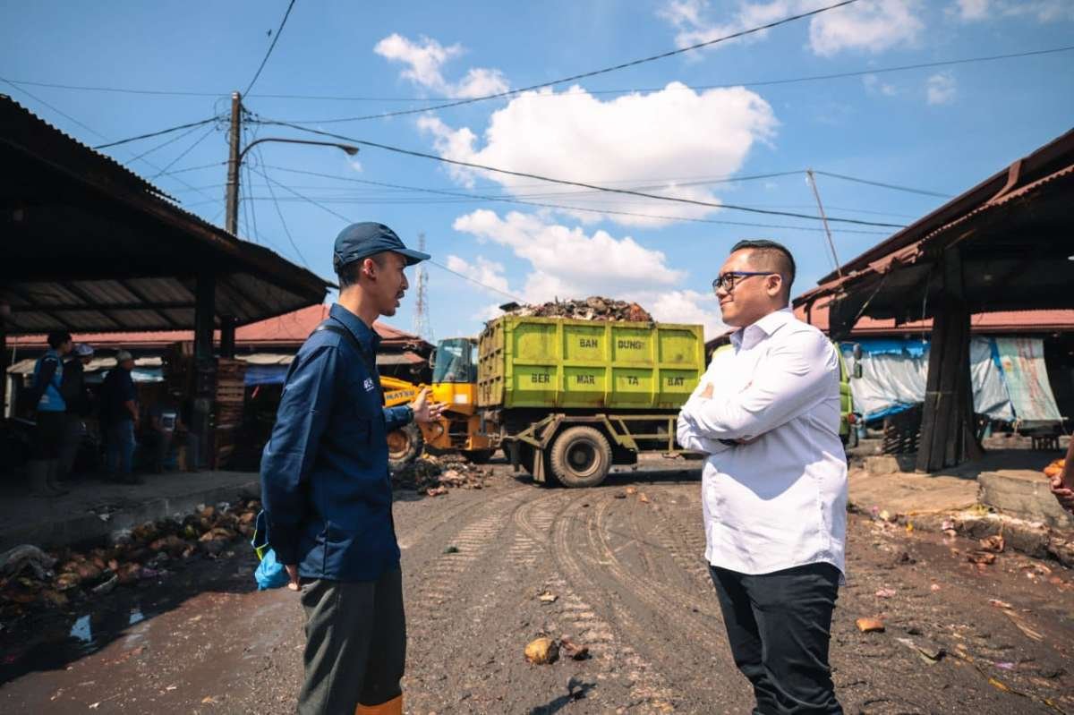 Saber Pungli Amankan 3 Orang Pemalak Pedagang di Pasar Gedebage