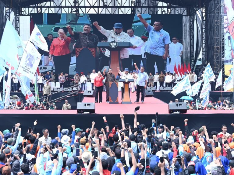 Prabowo Jadi Presiden Pertama yang Hadiri Peringatan Hari Buruh dalam 60 Tahun Terakhir
