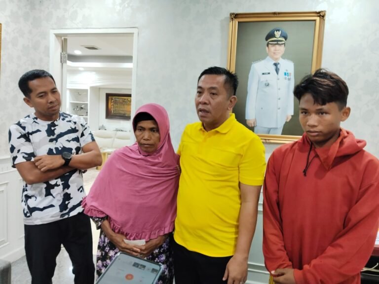 Ingin Sekolah Sambil Pesantren, Bupati Aep Undang Khusus Raras atau Akhmad ke Kantornya