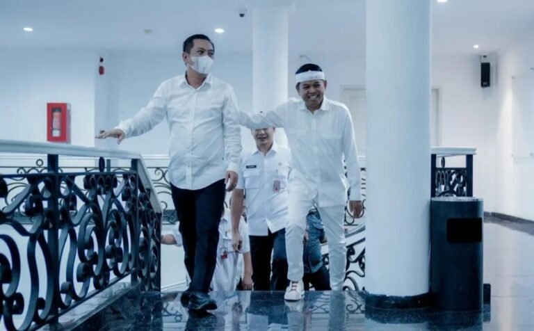 Bupati Karawang Bantah Bertentangan dengan KDM