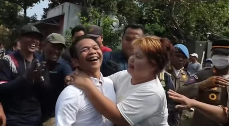 Pembongkaran Bangli Tanpa Kompensasi, Ngakak! Om Zein Malah Kena Cium Brutal Emak-emak Gendut