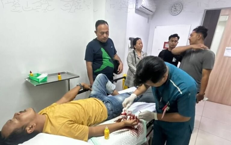 Lerai Cekcok Warga yang Mabuk, Polisi di Karawang Malah Kena Sabet Celurit