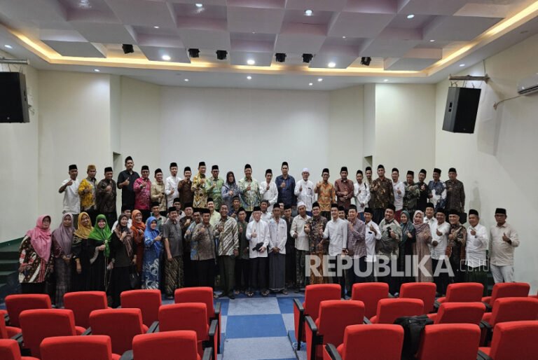 Para Pengasuh Ponpes di Cirebon Keluarkan 5 Maklumat untuk Dedi Mulyadi