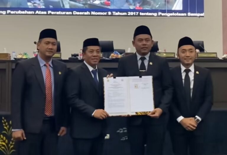 Tok! DPRD Karawang Mulai Garap Raperda Pengelolaan Sampah