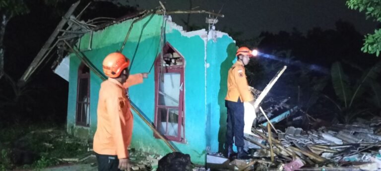 Dampak Gempa Bekasi, Puluhan Bangunan Rusak