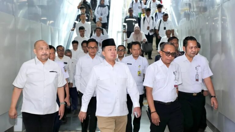 Pembangunan Akses Jalan ke Stasiun Kereta Cepat Karawang Dipercepat