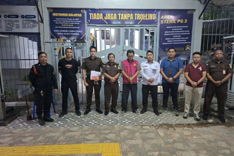 Korupsi Pengelolaan Barang Jaminan, Kejari Bekasi Tahan Pengelola Agunan Pegadaian