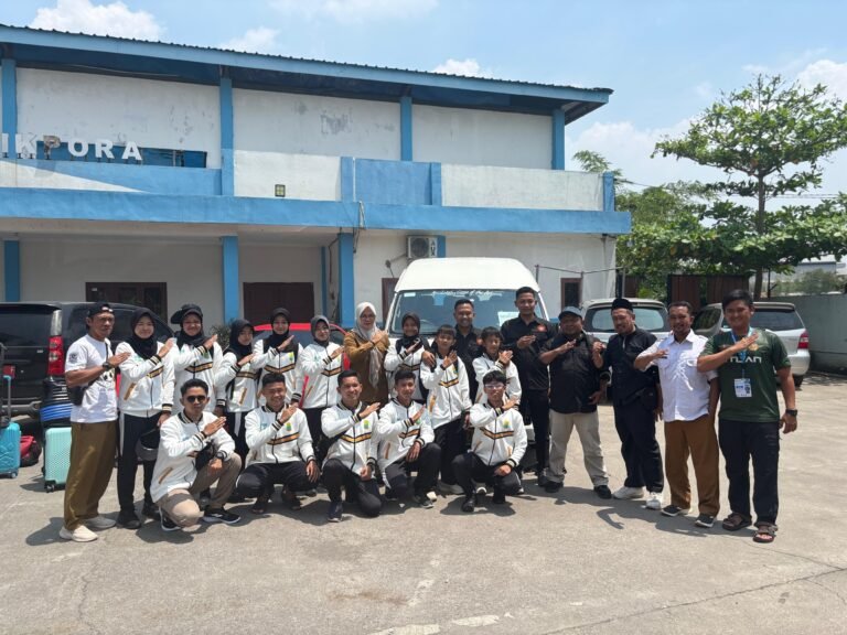10 Atlet Pencak Silat  Karawang Dilepas untuk Ikuti Popda XIV Jawa Barat