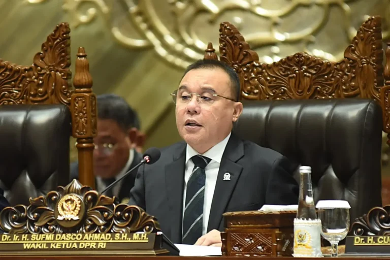 DPR RI Jawab Tuntutan 17+8 Rakyat