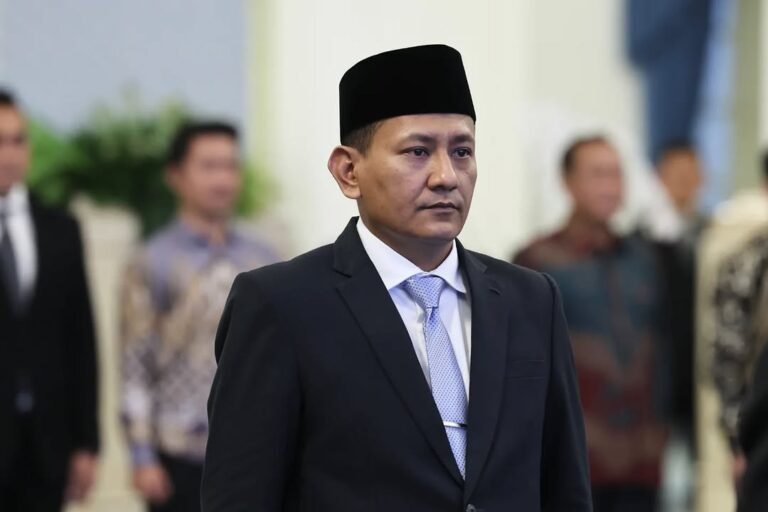Rohmat Marzuki, Suami Gina Swara Dilantik Jadi Wamen Kehutanan