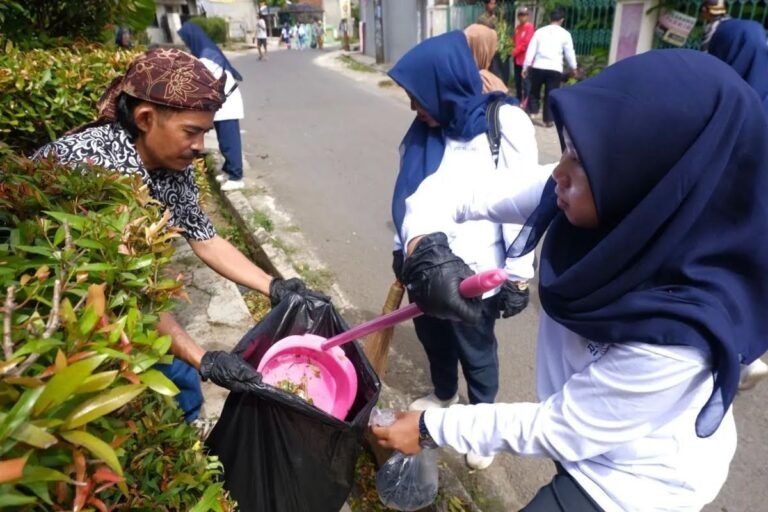 PERURI Berdayakan Ibu Rumah Tangga Kelola Sampah Jadi Bernilai Ekonomis