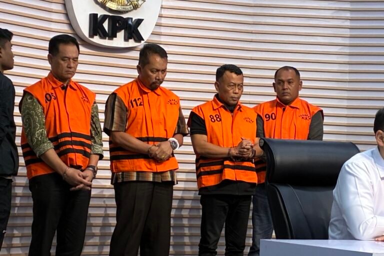 KPK OTT Bupati Ponorogo, Suap Jabatan hingga Dugaan Main Proyek RSUD