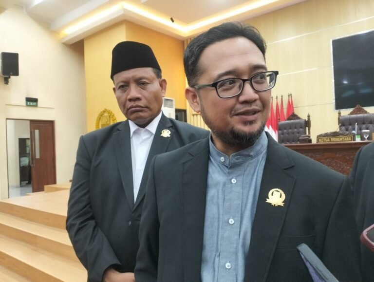 50% APBD Bekasi Habis untuk Gaji Pegawai