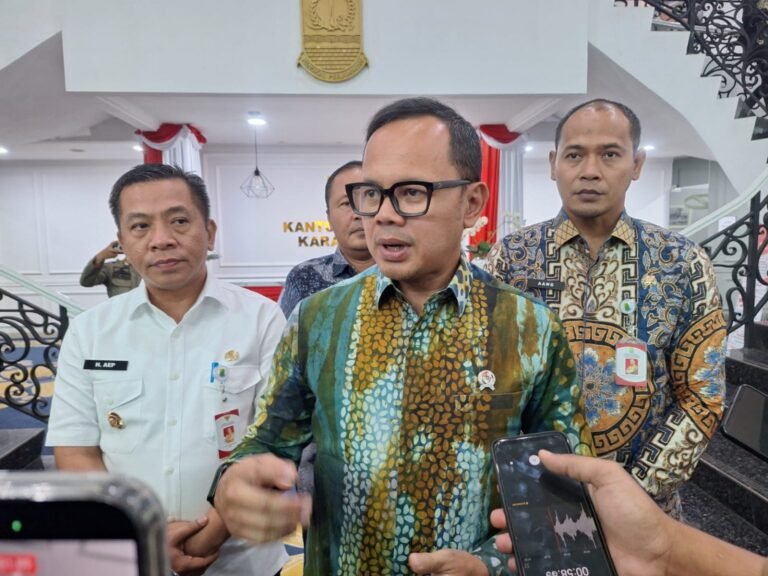 Bima Arya Puji Reformasi Birokrasi Pemkab Karawang, Mampu Hemat Anggaran Hingga Rp 100 Miliar