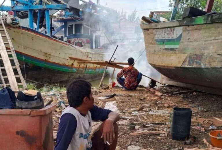 Cuaca Buruk, Nelayan Subang Terpaksa Libur Melaut