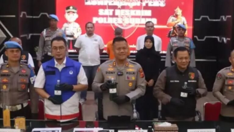 Polisi Gerebek Pengoplos BBM Subsidi di Subang