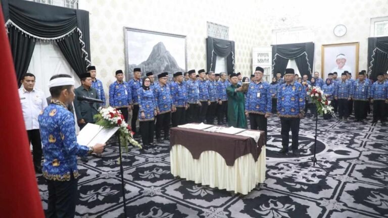 Sekda dan Kepala Inspektorat Purwakarta Resmi Dilantik