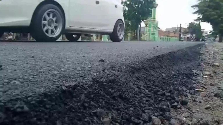 Jelang Libur Nataru, Jalur Penghubung Purwakarta-Subang Sudah Siap Dilintasi Kendaraan