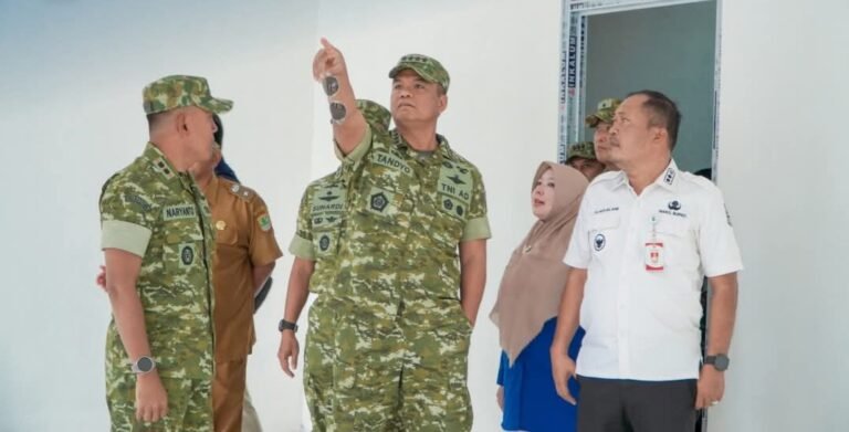 Wakil Panglima TNI Tinjau Pembangunan KDKMP di Karawang