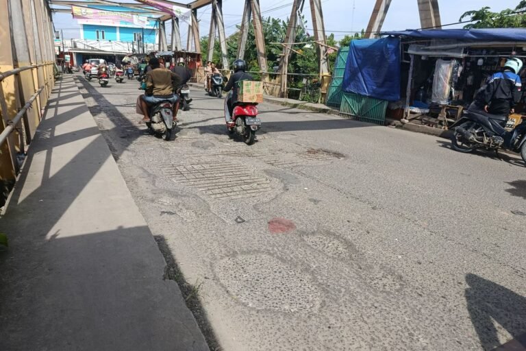 Perbaikan Jalan Rusak di Bekasi Terkendala Keterbatasan Anggaran
