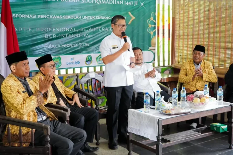 Kang Akur : Tidak Boleh Ada Anak Subang Tidak Sekolah