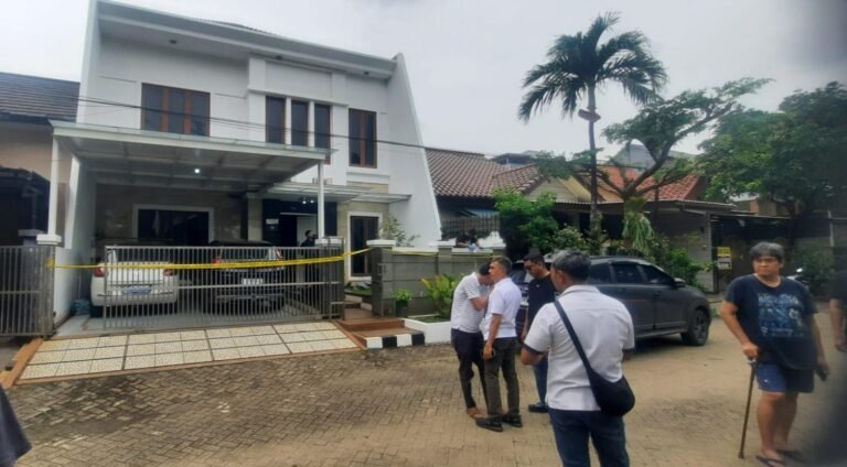 Peristiwa ‘Sahur Berdarah’, Diduga Dirampok : Ayah Tewas dan Ibu Kritis