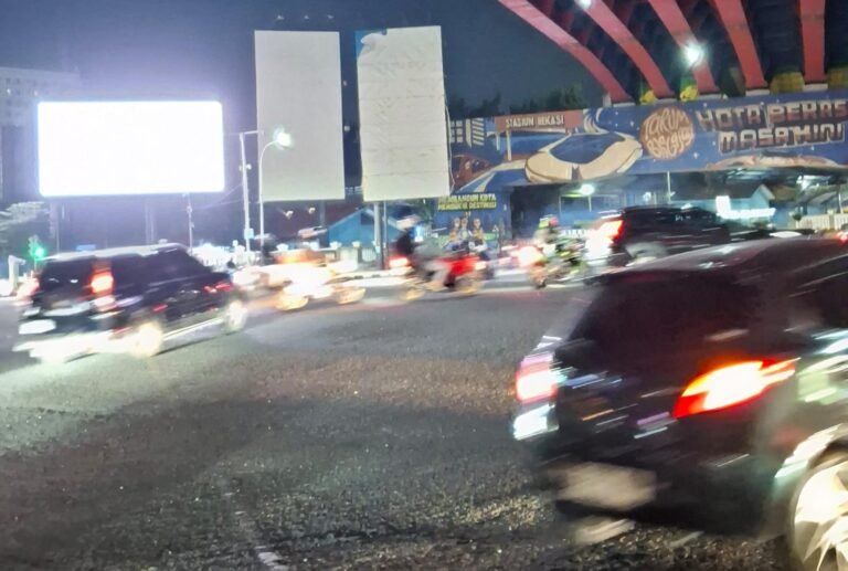 Aparat Gabungan Pantau Pergerakan Kendaraan Sumbu 3