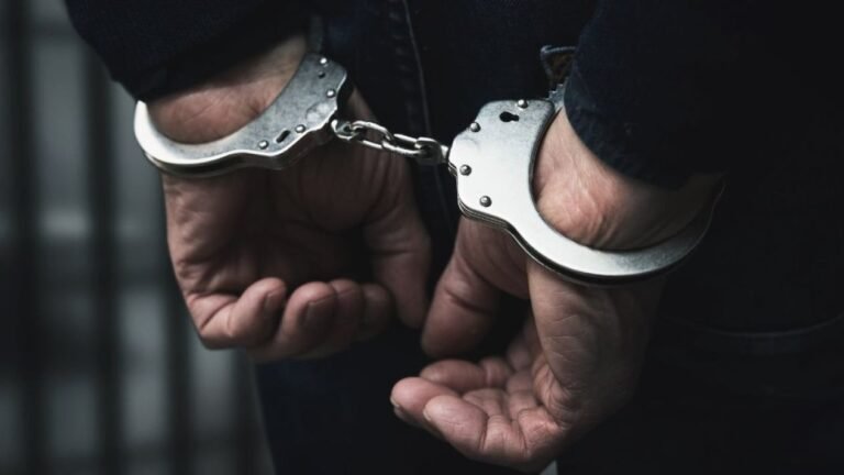 Pusat Distributor Obat Ilegal di Bekasi Digrebek, 2 Orang Diamankan Polisi