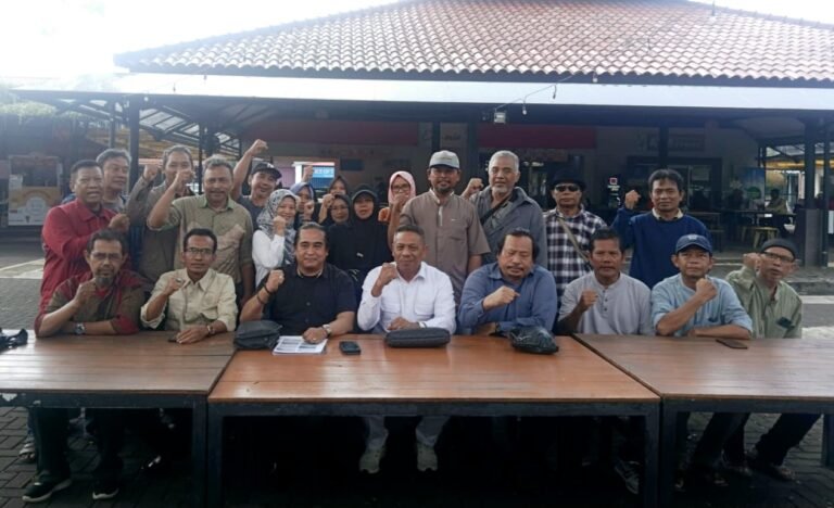 Soal Dana Koperasi, Puluhan Eks Karyawan PT. Pindo Deli ‘Ngadu’ ke Tim Jabar Istimewa