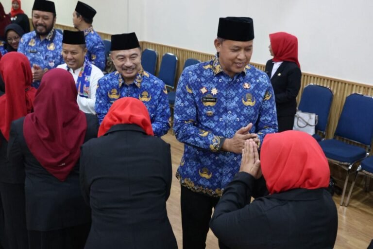Wali Kota Bekasi Larang Keras Pungutan Sekolah dalam Bentuk Apapun, Kecuali Uang Kas Kelas