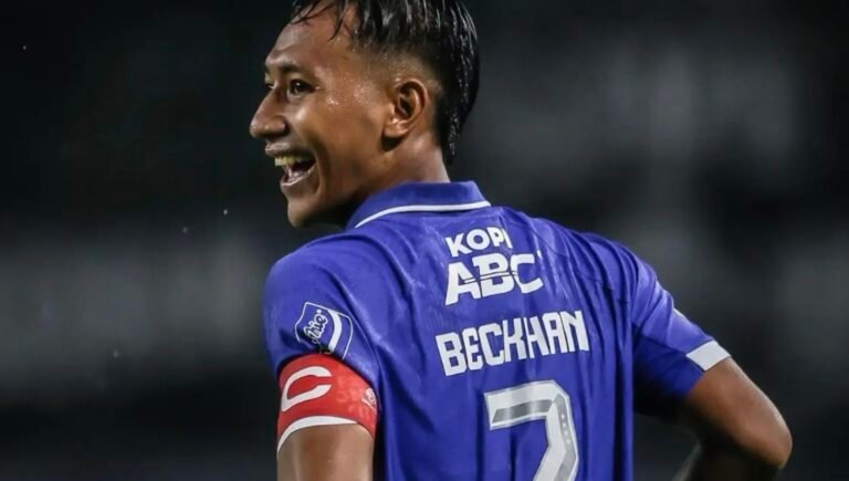 Laga Tandang Tanpa Penonton Lawan Dewa United Untungkan Persib