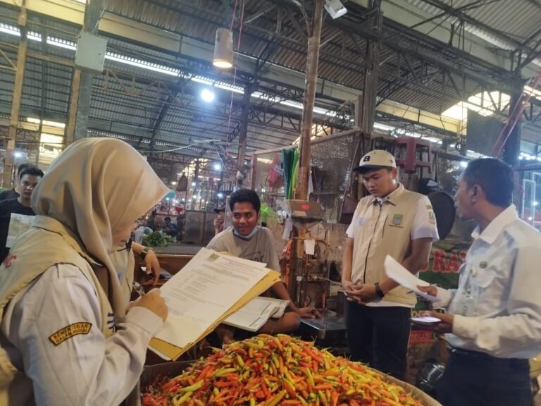 Disdag Bekasi Pastikan Pasokan Bahan Pokok di Pasar Induk Cibitung Aman