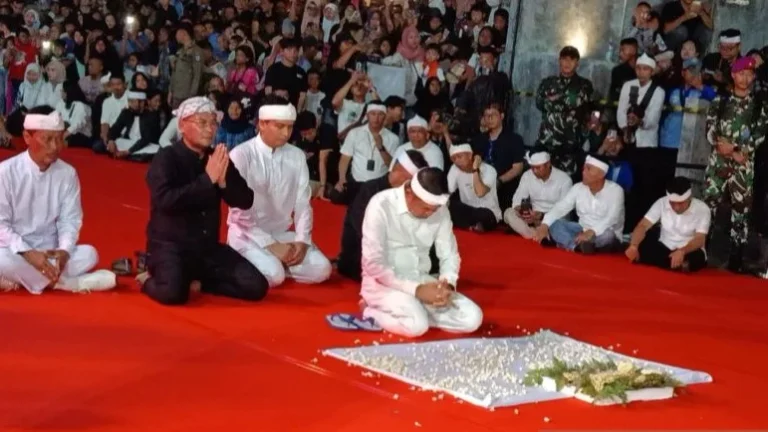 Sering Disebut Melakukan Pemujaan dan Kelenik, ini Jawaban Dedi Mulyadi