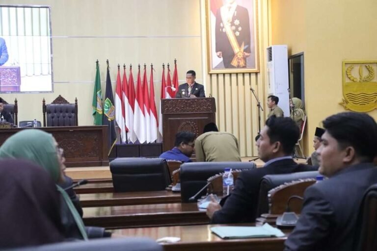Lindungi Tenaga Pendidik, Pemkab – DPRD Bekasi Setujui Raperda Perlindungan Guru