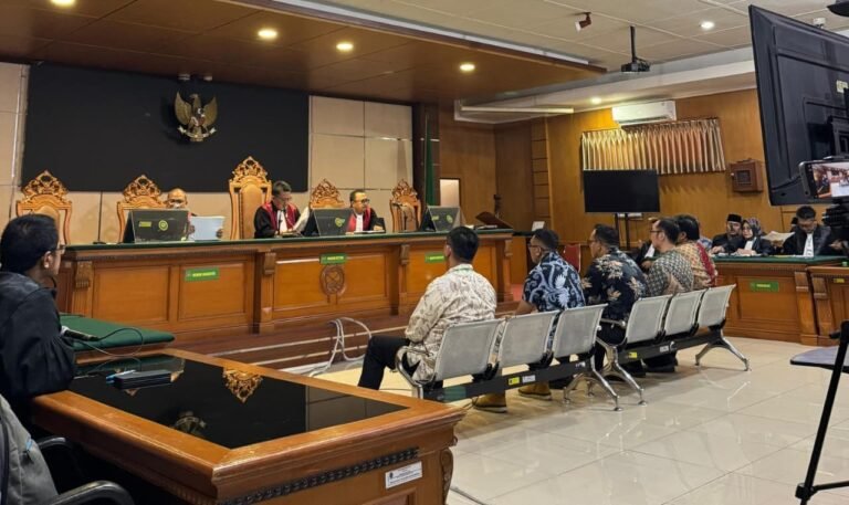 Nama Dani Ramdan dan Iin Farihin Jadi Sorotan di Sidang Kasus Suap Ijon Proyek Ade Kunang