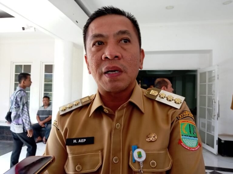 Soal Kontroversi ‘Map Bertuliskan Bupati Karawang’ di Rumah Eks Kepala BGN, Ternyata Hanya Dokumen Pengajuan Kekurangan SPPG