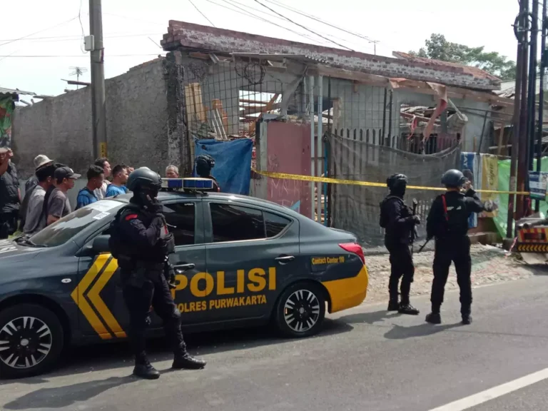 Ledakan Misterius di Toko Material Bangunan Purwakarta Tewaskan 1 Karyawan, Polisi Masih Lakukan Penyelidikan