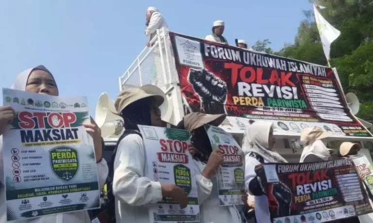 Ulama dan Ormas Islam di Bekasi Demo Tolak Legalisasi THM Lewat Perda Pariwisata